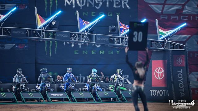 Monster Energy Supercross: The Official Videogame 4 3