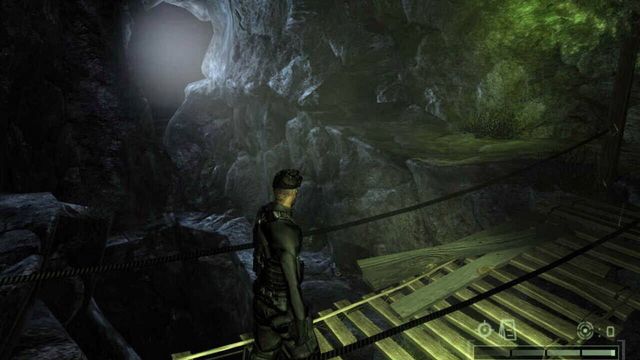Tom Clancy's Splinter Cell: Chaos Theory 4