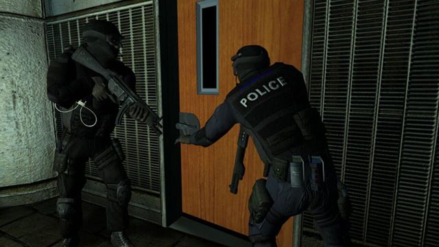 SWAT 4 4