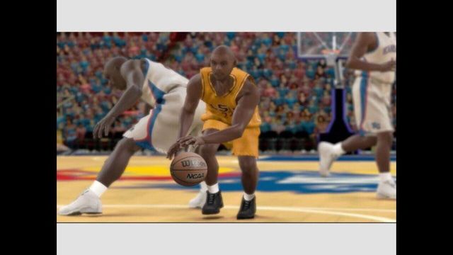 College Hoops 2K6 3