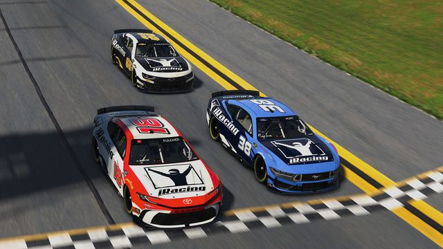 iRacing 4