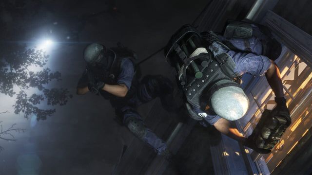 Tom Clancy's Rainbow Six Siege: Advanced Edition 2