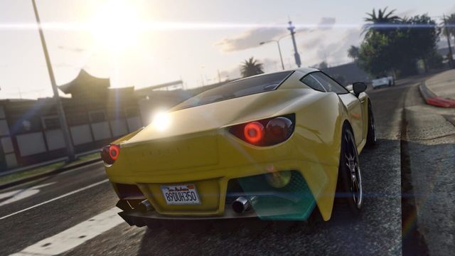 Grand Theft Auto V: Premium Online Edition & Whale Shark Card Bundle 2