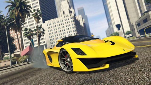 Grand Theft Auto V: Premium Online Edition 4